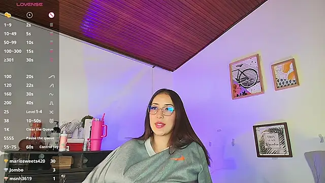 Cassie fletcher  online show from October 31, 5:42 am