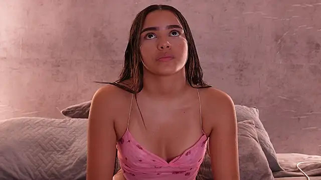 Nicky and Blake online show from February 7, 5:28 pm