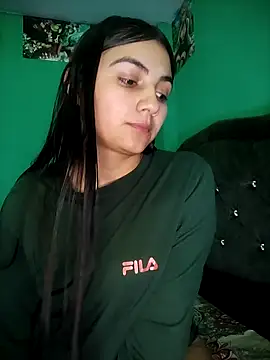Nahiara velez online show from June 2, 10:33 pm