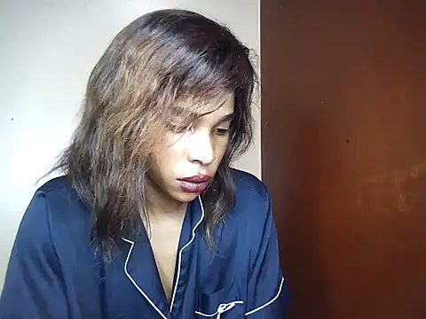 Snapshot of _Gyy_ chatting on September 13, 2:03 pm  Gyy  online show from September 13, 2:03 pm