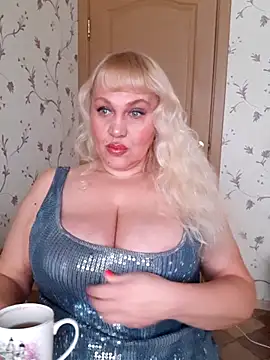 IsabellaBoni online show from February 5, 7:22 am