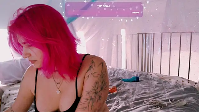 candy lina online show from April 2, 10:02 am