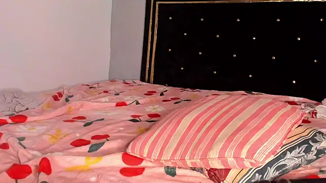 JennamartinyII online show from March 13, 1:23 pm