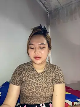 Odette68 online show from June 8, 1:28 am