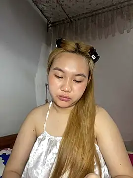 Odette68 online show from April 28, 2:27 am