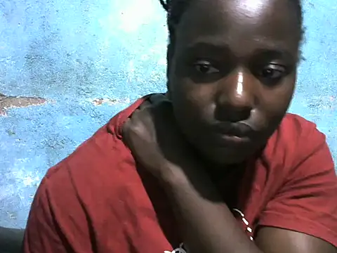 Snapshot of sweet_gal01 chatting on October 6, 7:18 pm sweet gal01 online show from October 6, 7:18 pm