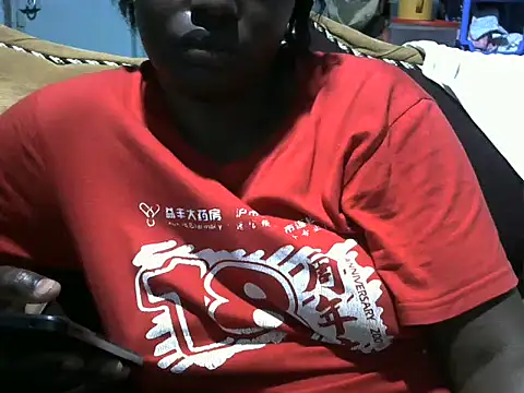 Snapshot of sweet_gal01 chatting on October 28, 6:35 pm sweet gal01 online show from October 28, 6:35 pm