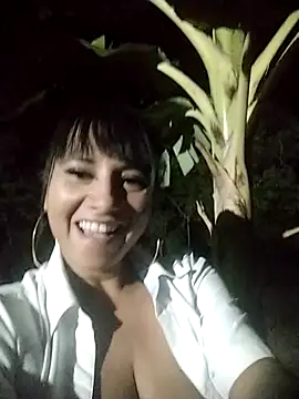 Snapshot of andreu_mature chatting on September 24, 12:20 am andreu mature online show from September 24, 12:20 am