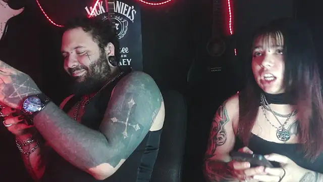 darkclothes online show from September 25, 3:05 am