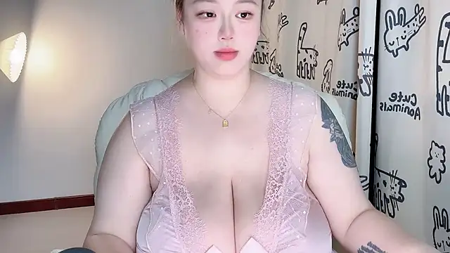 -Umail- online show from October 24, 3:52 pm