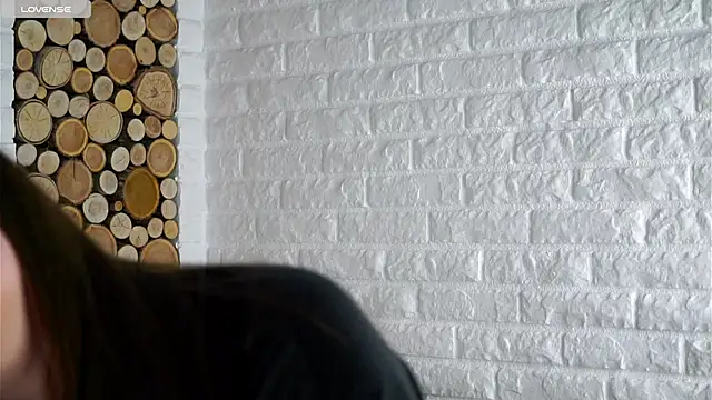 LowOncoming online show from January 8, 2:04 am