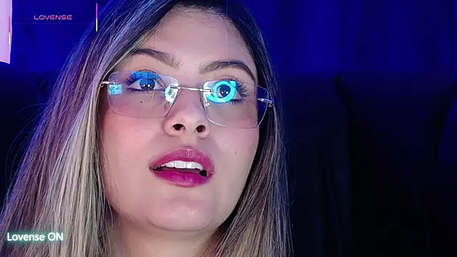 AspenRuss online show from December 5, 9:27 pm