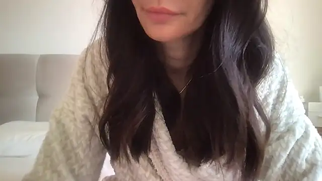 paolajonez online show from April 12, 12:52 pm