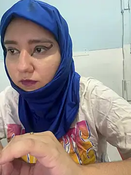 hannahayat online show from June 30, 3:00 pm