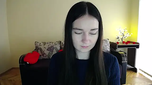 Pretty shy online show from April 2, 8:45 am