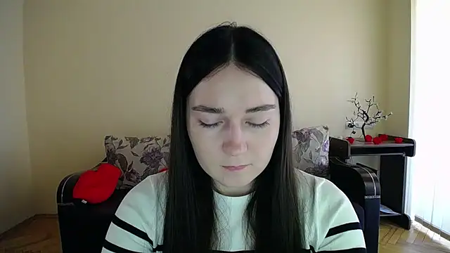 Pretty shy online show from March 10, 9:46 am