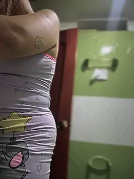 Emiily lee online show from March 27, 10:16 am