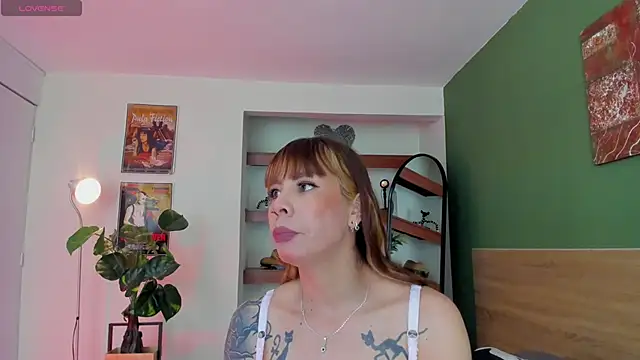 iriiina veneno online show from May 15, 12:49 am