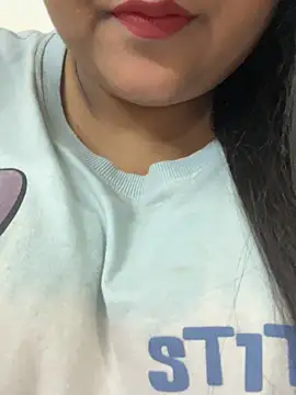 smile pretty online show from October 3, 2:55 pm