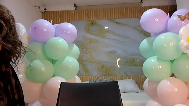 samy 19  online show from April 7, 11:01 am