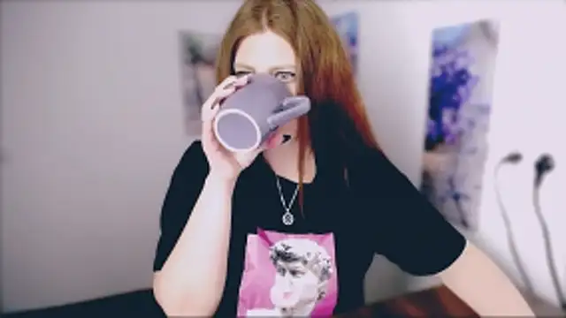 Lizzy Love online show from April 8, 12:51 pm