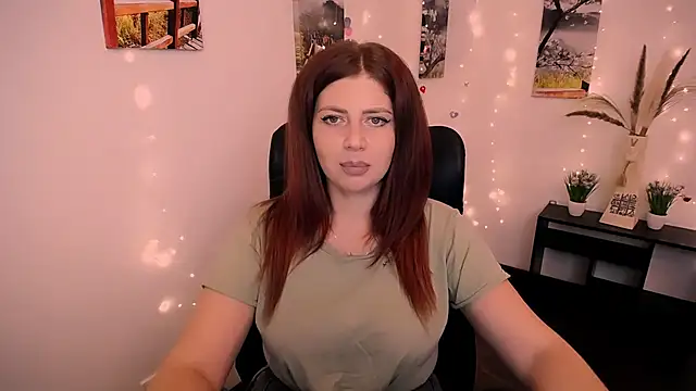 Lizzy Love online show from September 15, 6:48 pm