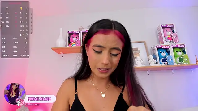 emily bank online show from October 28, 7:41 pm