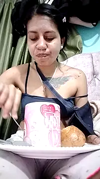 Tiphanydirty3 online show from September 19, 1:26 am