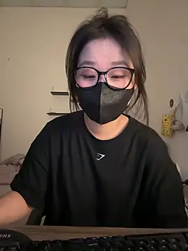 Snapshot of Cua_2k3 chatting on October 18, 6:49 am Cua 2k3 online show from October 18, 6:49 am