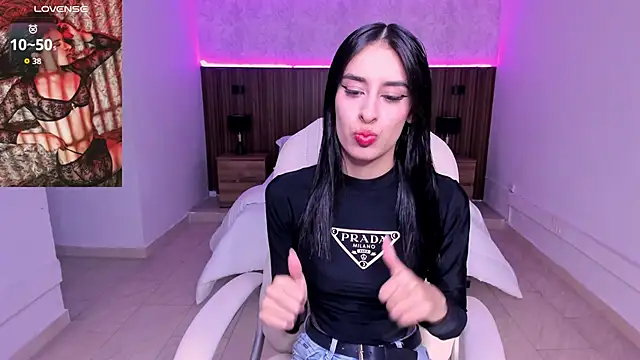 karlaa james online show from February 22, 11:55 am