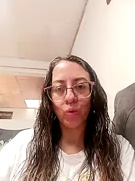 miss hanna07 online show from April 4, 3:11 pm