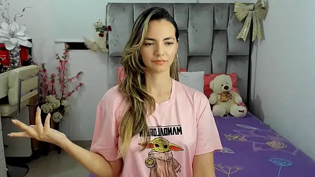 baby-miah online show from November 21, 4:03 am