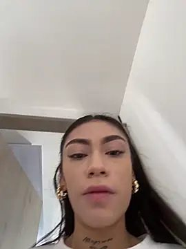 Effy Bonny online show from October 7, 5:39 pm