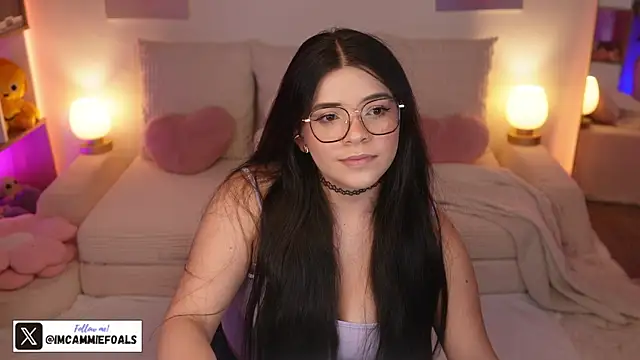 cammiefoalss online show from February 13, 8:43 pm