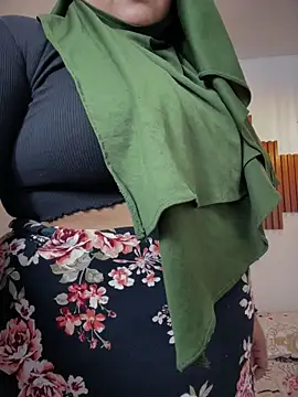  Shara Handal  online show from December 14, 5:13 am