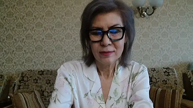 Snapshot of Elegant00Lady chatting on October 9, 1:32 am Elegant00Lady online show from October 9, 1:32 am