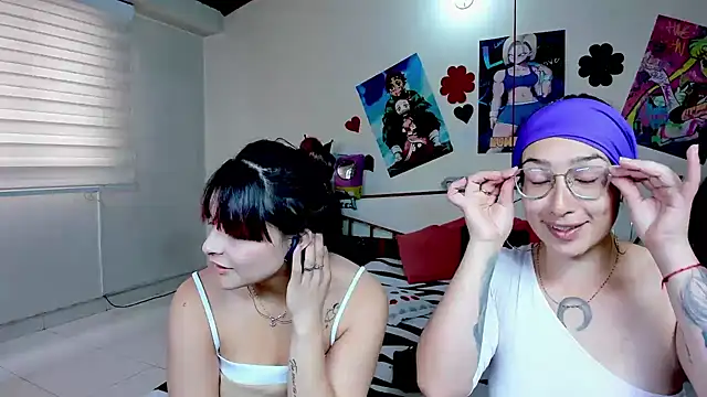 Snapshot of jeyloveebony chatting on September 30, 1:28 pm jeyloveebony online show from September 30, 1:28 pm