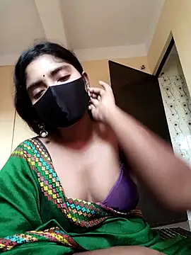 Snapshot of Lina-Rose chatting on September 30, 1:33 am Lina-Rose online show from September 30, 1:33 am