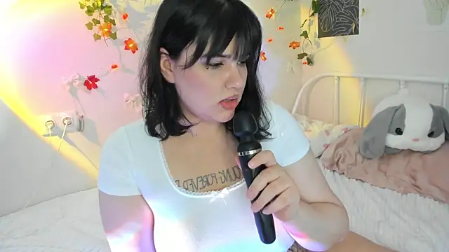 TinnaColada online show from October 19, 2:08 pm