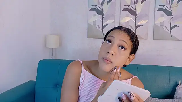 flavia cruz online show from March 21, 12:21 pm