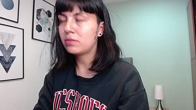 amy adams1 online show from December 5, 4:23 am