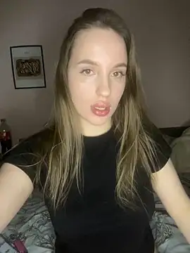 EdnaBradley online show from February 1, 6:39 pm