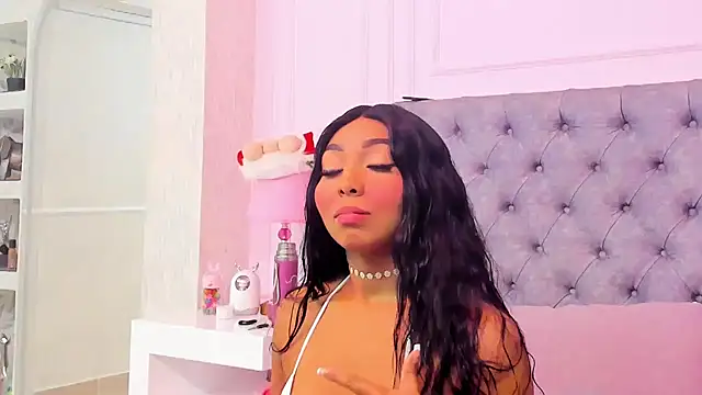 HaileeRoberts online show from November 2, 1:03 pm