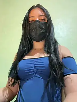 Lolo-Charmouta online show from April 2, 7:55 pm