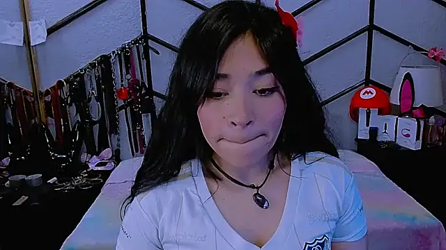 AlanaLuck online show from November 20, 7:59 pm