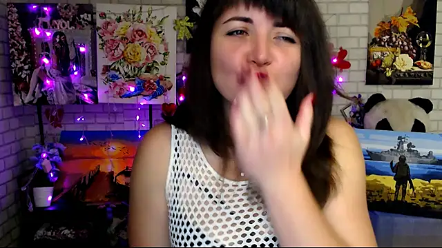 Snapshot of Darina_M_ chatting on October 17, 4:48 am Darina M online show from October 17, 4:48 am