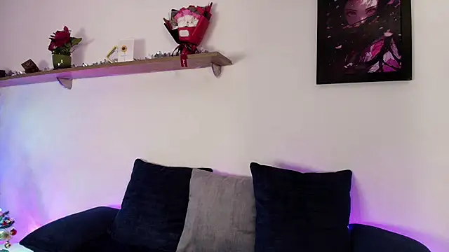 Elliee  online show from November 26, 11:44 am