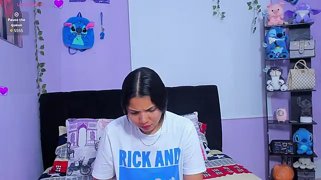 sara mendez2 online show from September 23, 11:36 pm