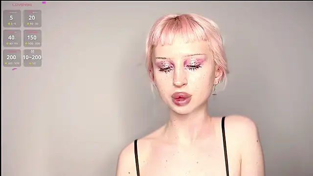 LinaEvans online show from February 5, 7:28 pm