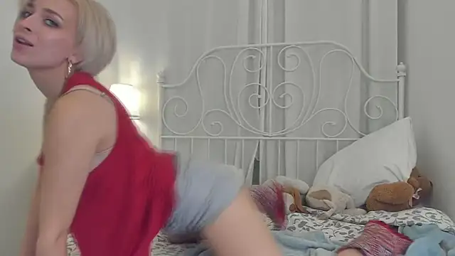 SakuFox online show from September 29, 8:47 pm